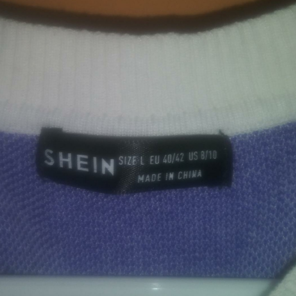 Shein women's large graphic pattern sweater vest - Picture 3 of 4